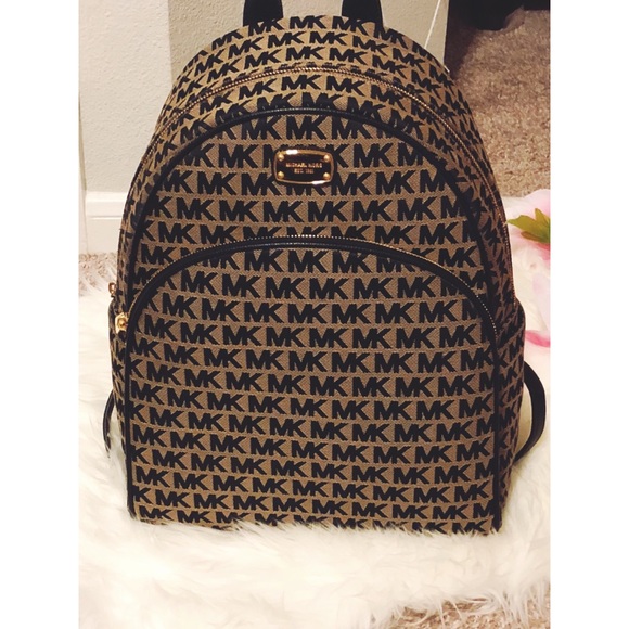 Michael Kors Abbey Large Backpack